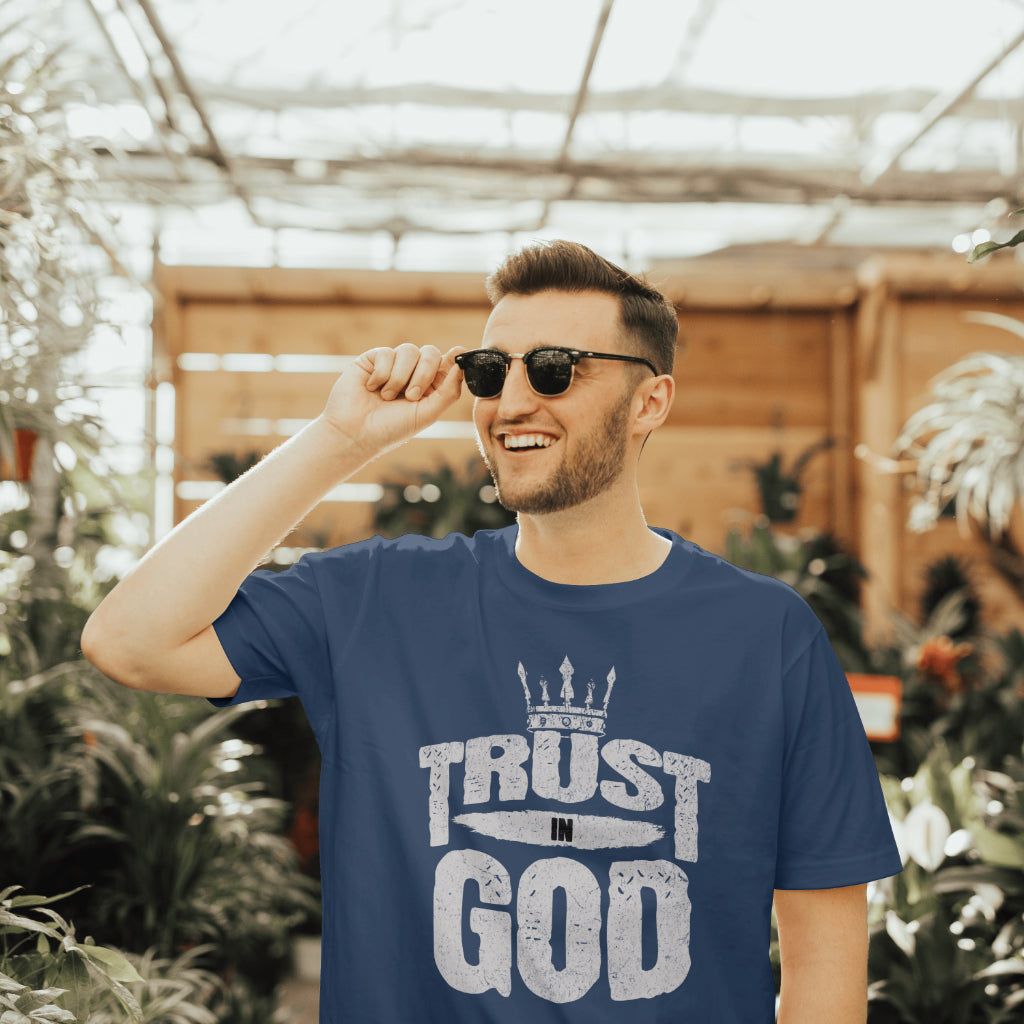 Trust in God | Christian Graphic T-Shirt